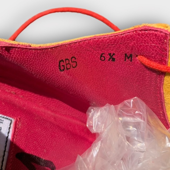 Vintage Rare Charles Jourdan Yellow and Red Suede Shoes - Picture 11 of 14